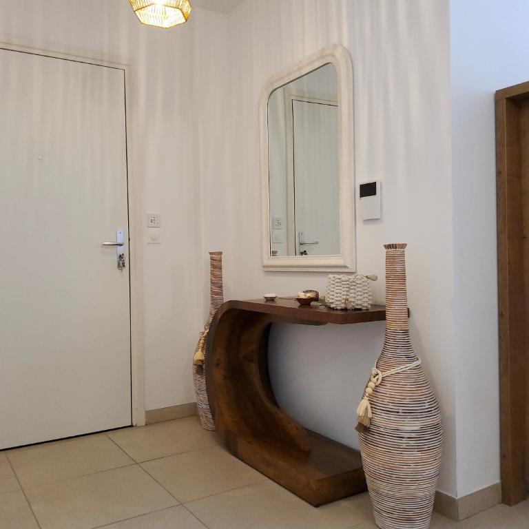 Appart 2 chambres - 50 m de la mer - parking - Appartement - 7