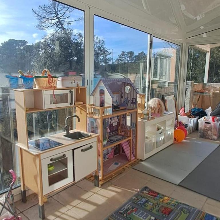 Maison au calme avec grande piscine - Maison 3 Chambres - 12