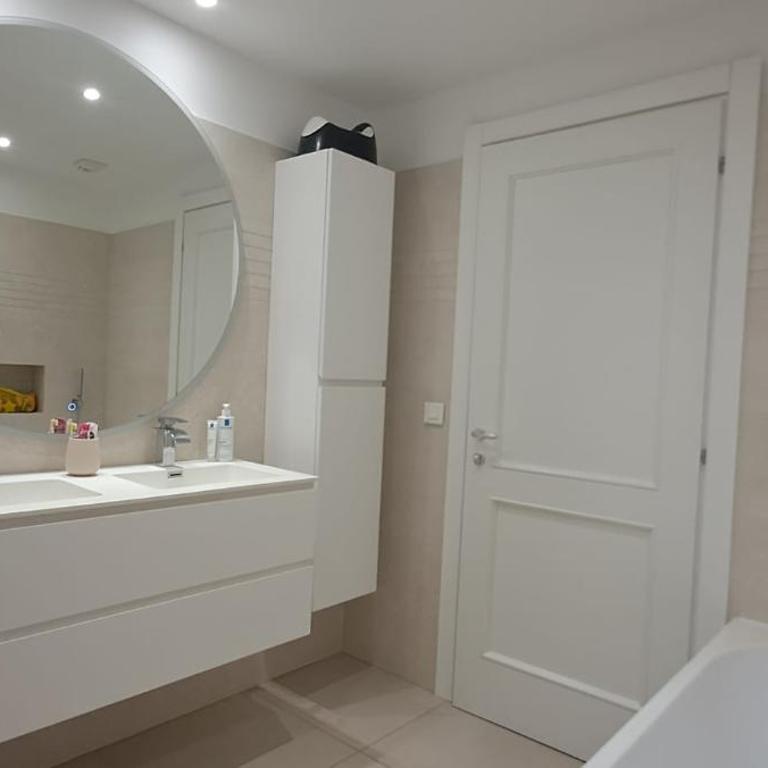 Maison au calme avec grande piscine - Maison 3 Chambres - 13