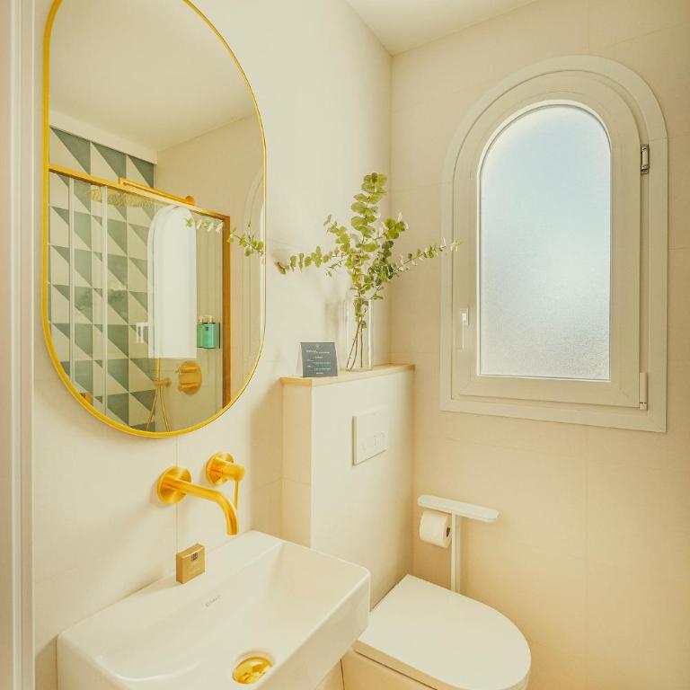 Beneste Nerja Hostal - Habitación Doble Deluxe - 4