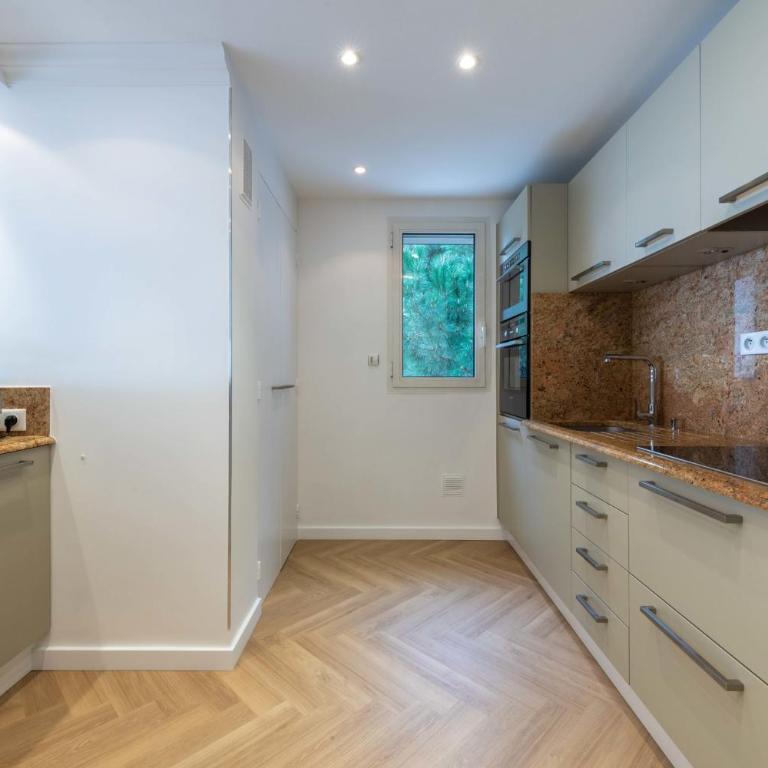 3P Traversant Vue Mer Cannes Est - Appartement - 14