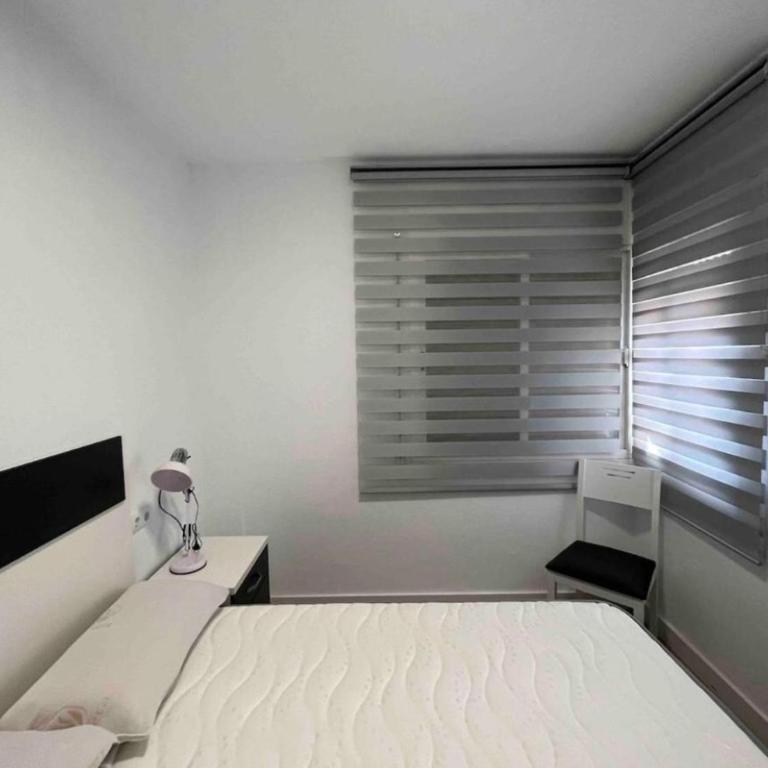 Apartamento con piscina a pocos metros de la playa - Apartamento de 3 dormitorios - 7