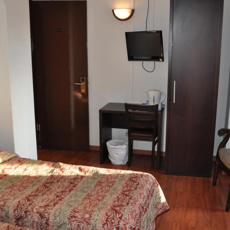 Hipotel Paris Printania Maraichers - Chambre Triple (3 Adultes) - 1