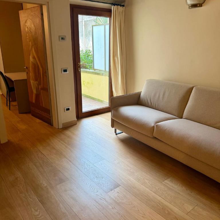 Serragli Luxury Casa Di Annusca - Camera Familiare - 17