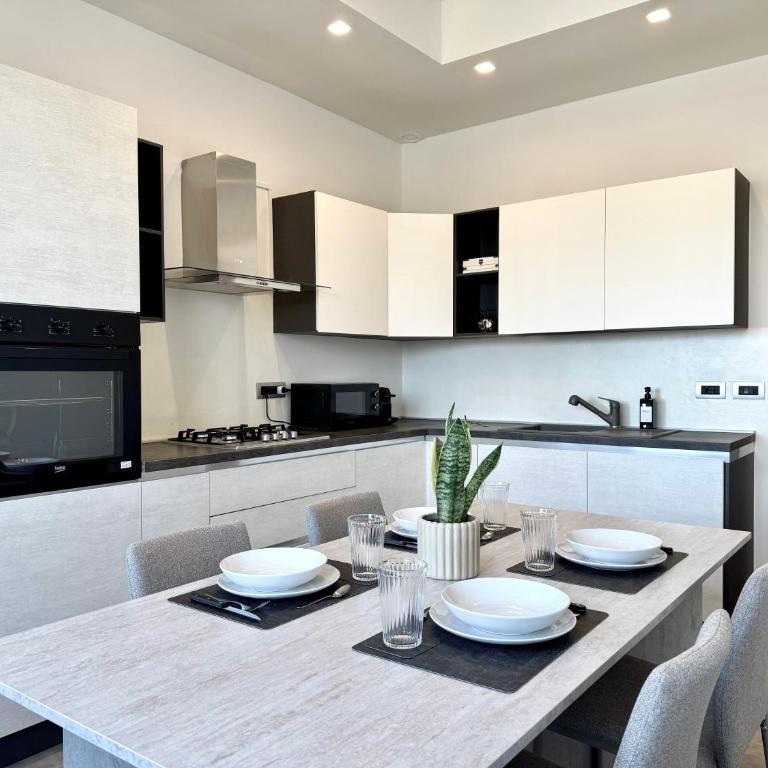 Cuneo Centro-Moderno Bilocale con vista panoramica - Appartement 2 Chambres - 1