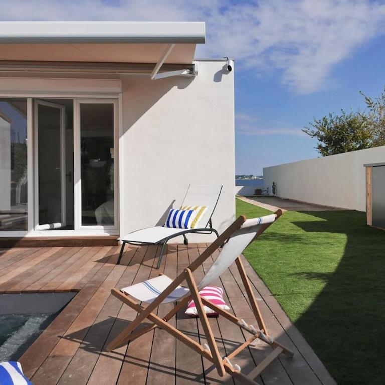 Beach House with Lagoon View Terrace for 7 Guests 4 Star Rated - Villa 3 Chambres - 88