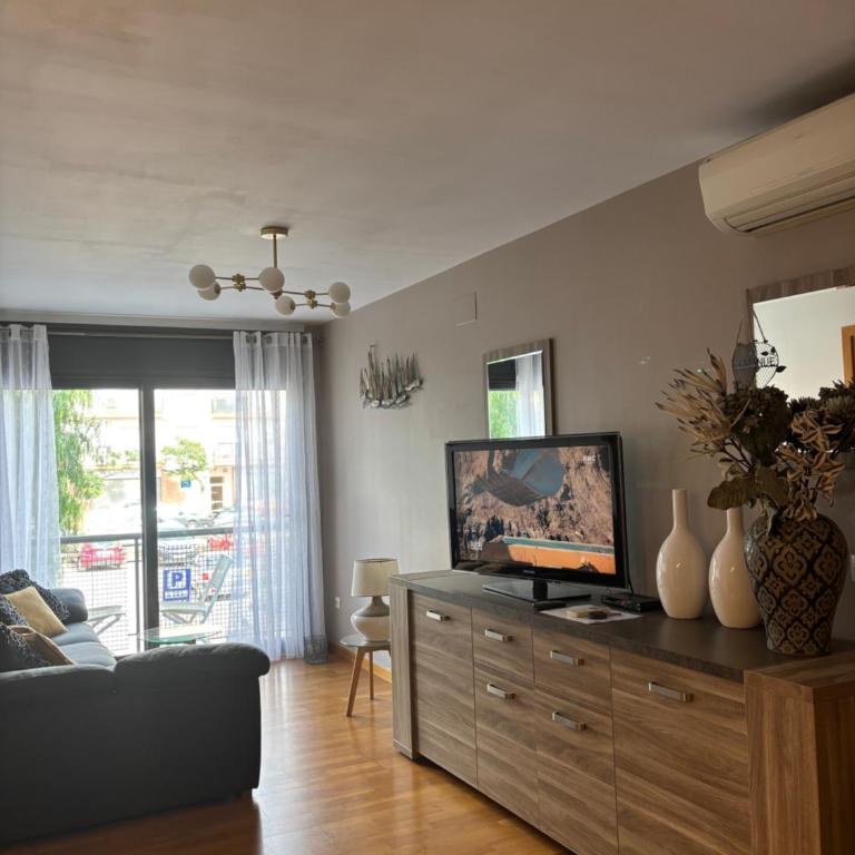 Appartement Roses centre-ville 5 min de la plage - Two-Bedroom Apartment - 2