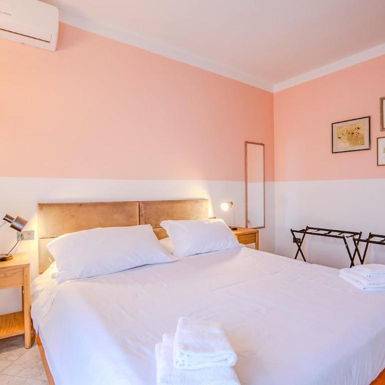 NH - Florence Vanni Pink Paradise - One-Bedroom Apartment - 2