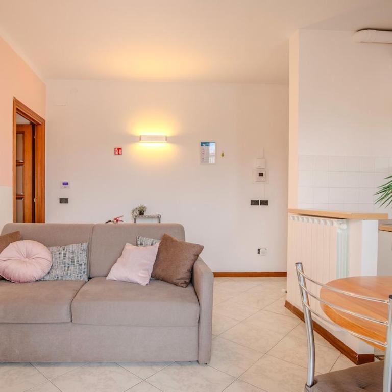 NH - Florence Vanni Pink Paradise - One-Bedroom Apartment - 8