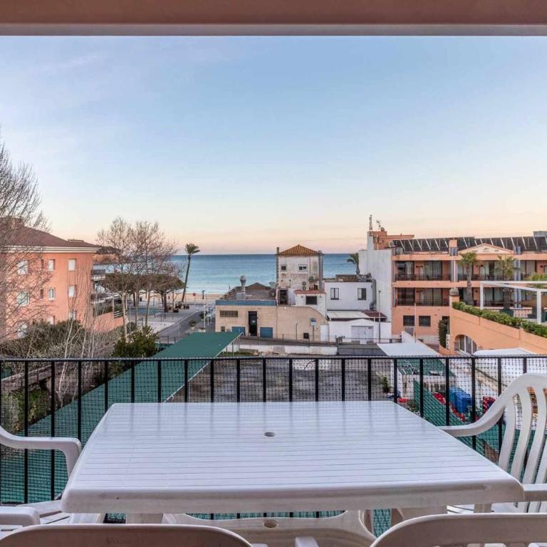 Isard 4 bis Apartamento junto a la playa - Apartamento de 2 dormitorios - 6