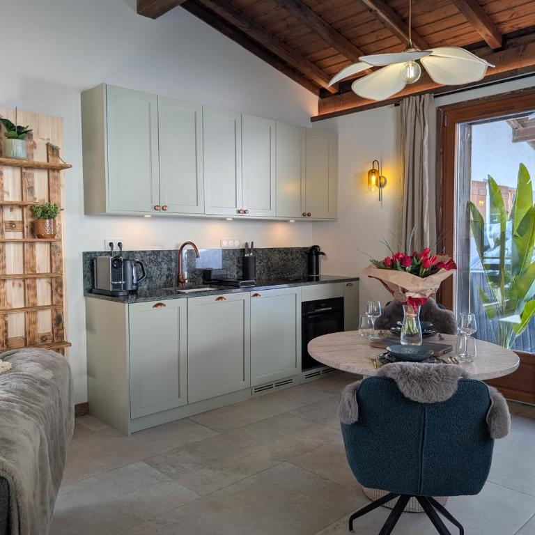Stunning New Apartment in Chamonix with Mont Blanc Views - Apartamento de 1 dormitorio - 17