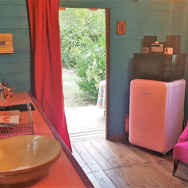 Domaine de Rhodes - 5 Chambres et 7 locations de vacances - Mobile Home - 1
