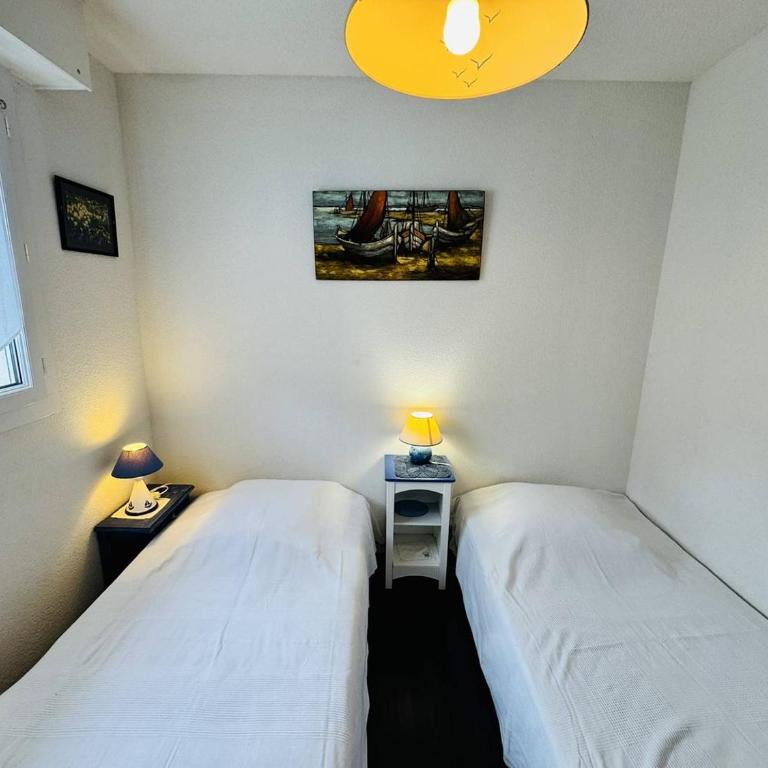 Appt 3 pièces, wifi, parking , vue mer partielle - Apartamento de 2 dormitorios - 11
