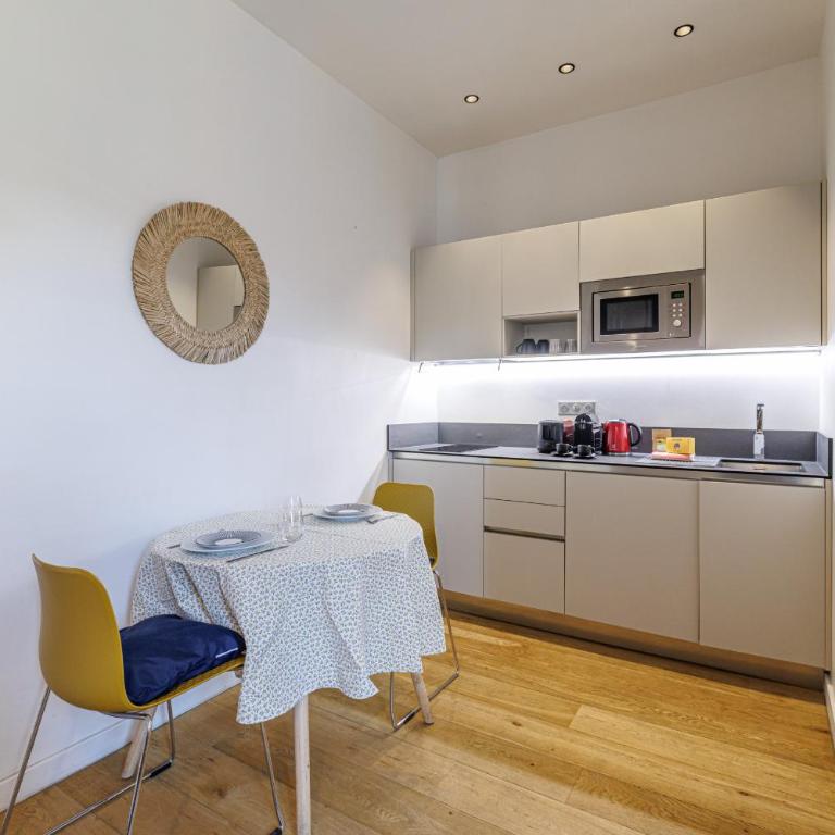 Cozy Studio in Nice Harbor - Garibaldi Square - Studio - 3