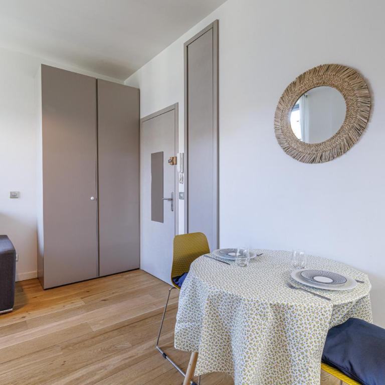 Cozy Studio in Nice Harbor - Garibaldi Square - Studio - 12