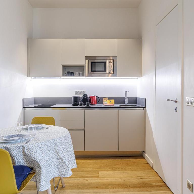 Cozy Studio in Nice Harbor - Garibaldi Square - Studio - 15