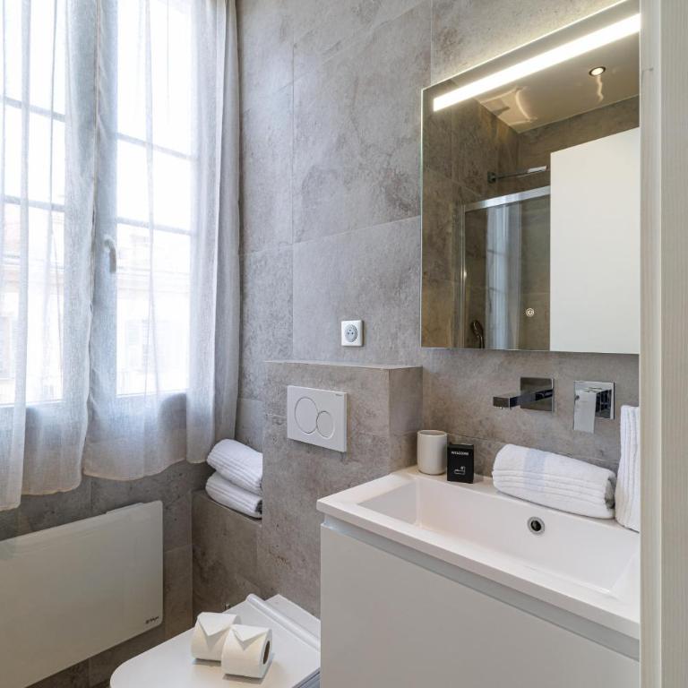 Cozy Studio in Nice Harbor - Garibaldi Square - Studio - 24