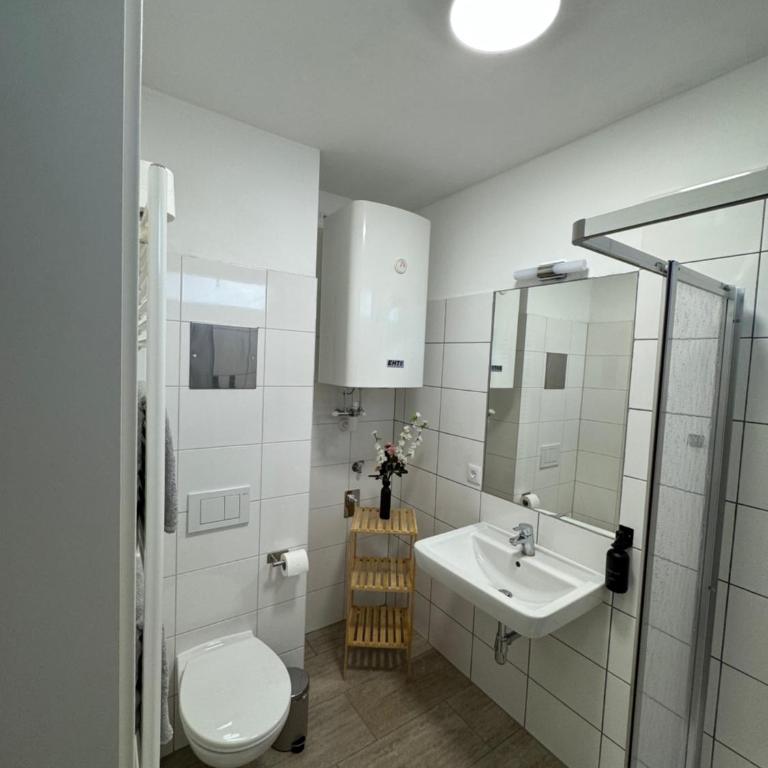 Städtische Ruheoase mit Garten & gratis Parkplatz - Appartement 1 Chambre - 19