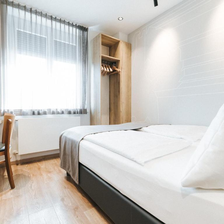 Hotel Restaurant Auerhahn - Economy Doppelzimmer - 4