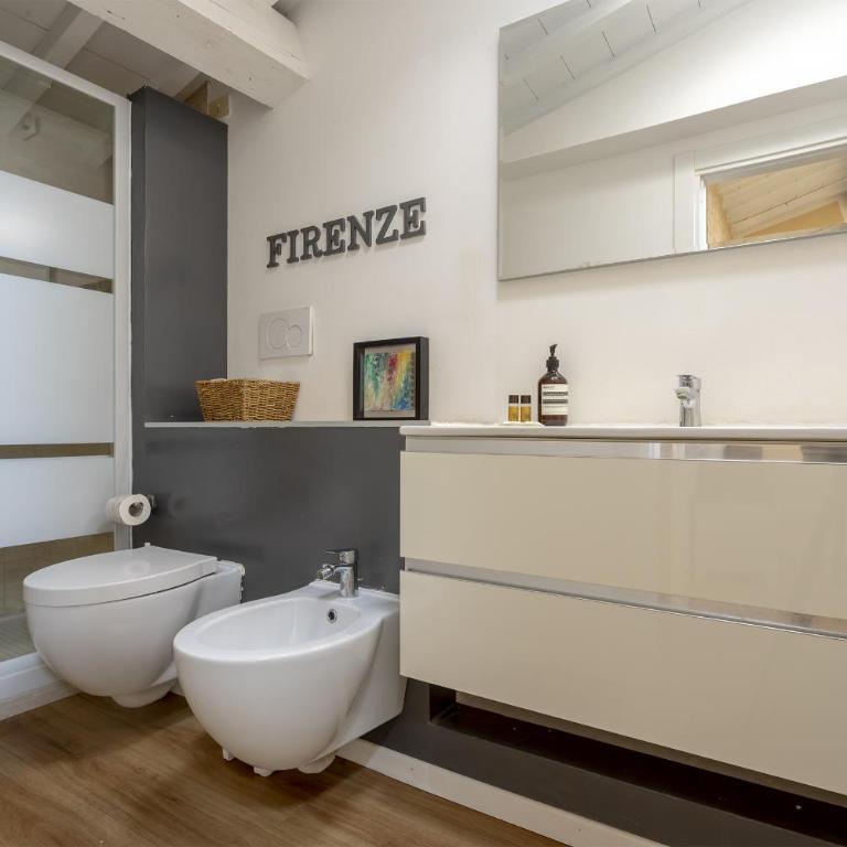 Raffaello Charming Apartment Near Duomo Square - Appartamento con 2 Camere da Letto - 21