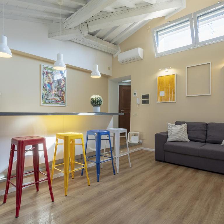 Raffaello Charming Apartment Near Duomo Square - Appartamento con 2 Camere da Letto - 1