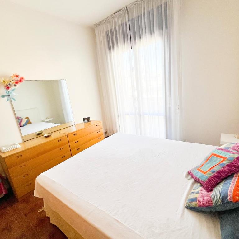 Fronte Mare, Piscina - RESIDENCE GRIFONE - Casa Vacanze - 16