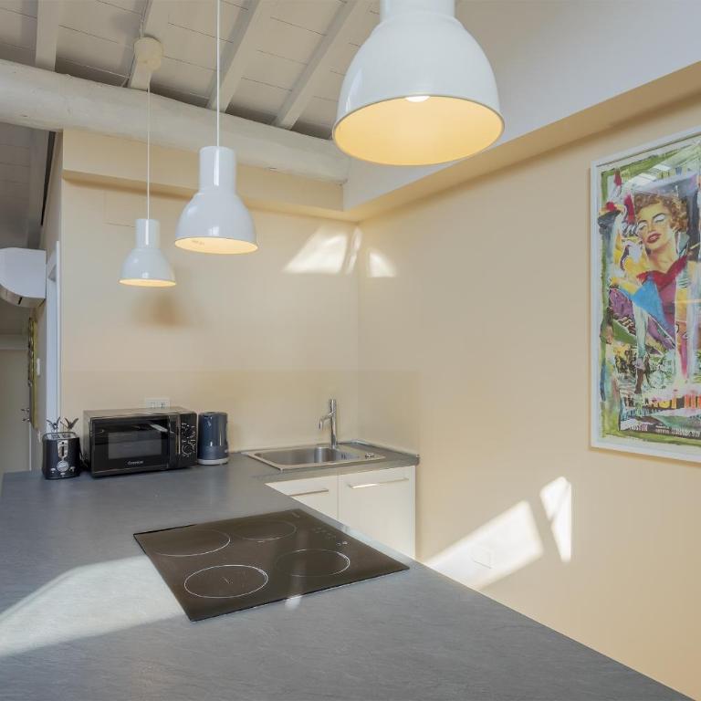 Raffaello Charming Apartment Near Duomo Square - Appartamento con 2 Camere da Letto - 19