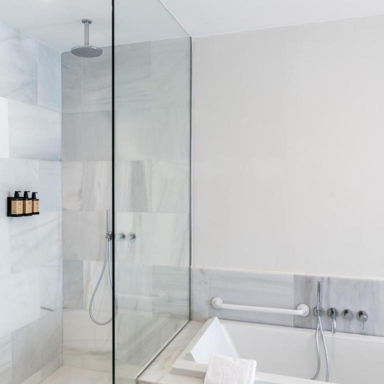 Parador de Ibiza - Suite Junior - 9