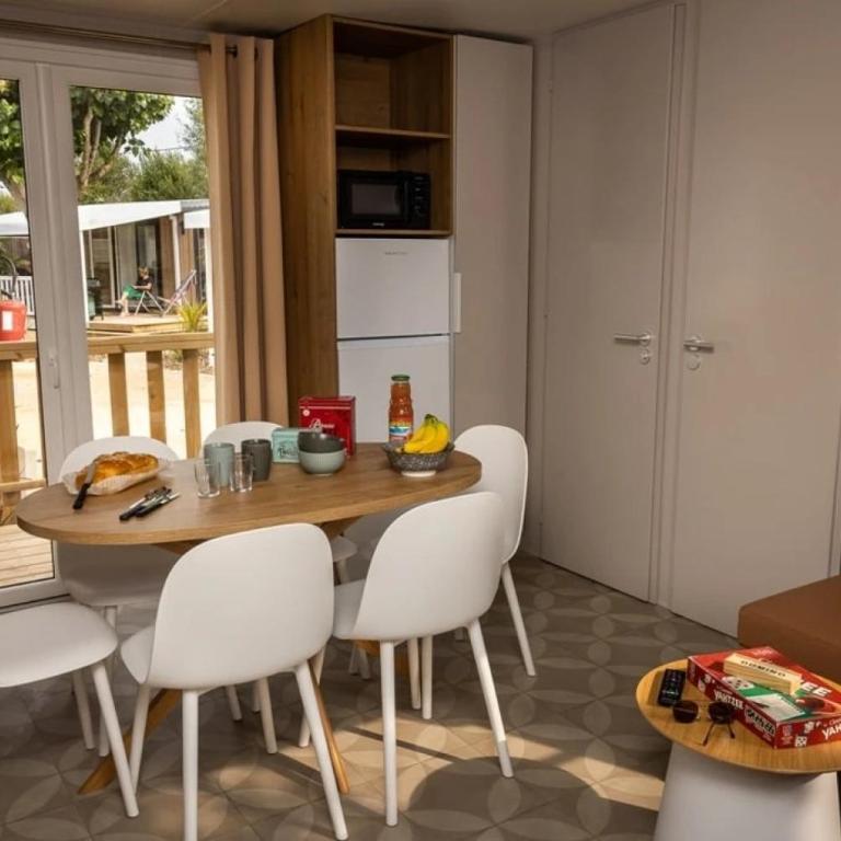 ZEcamping 4 étoiles animé piscine couverte 1km plage fitness mobil-home TV - Mobilheim - 19