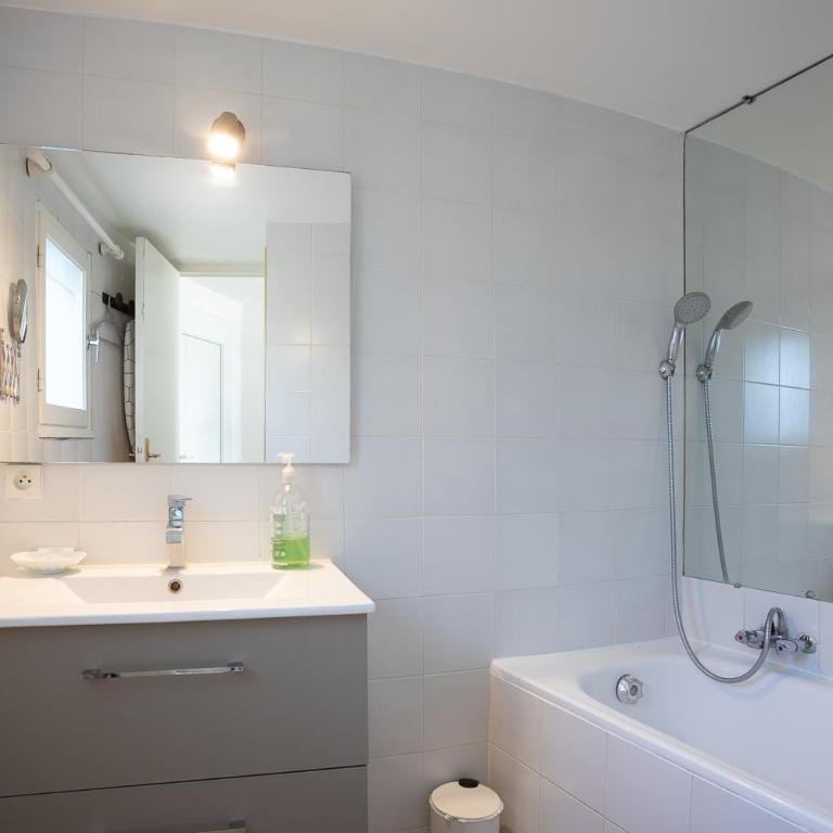 Meublé La Sergerie - Habitación Doble con vistas al mar - 14
