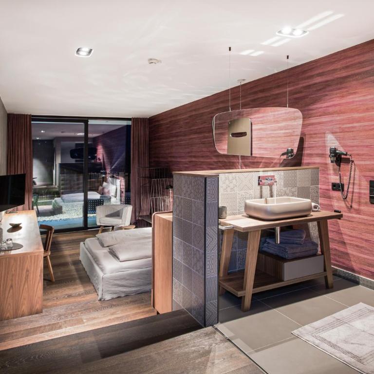 Senses Violett Suites - Adults Only - Classic Suite mit Aussicht - 4