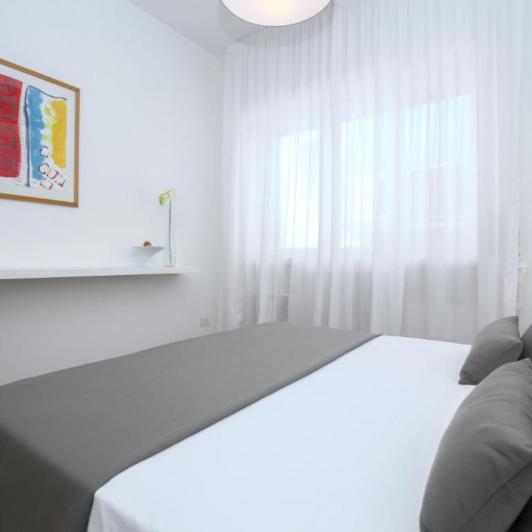 Starhost - GOLDEN APARTMENTS - Appartamento - 6
