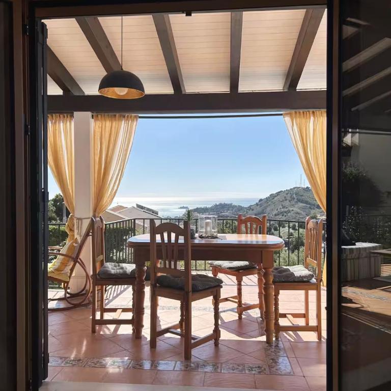 Villa Vista Mar - Casa Unifamiliar de 3 dormitorios - 2