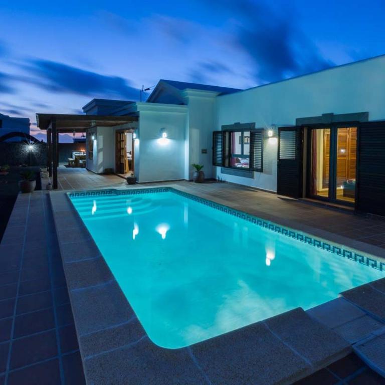 Villa el Faro - Villa with Private Pool - 10