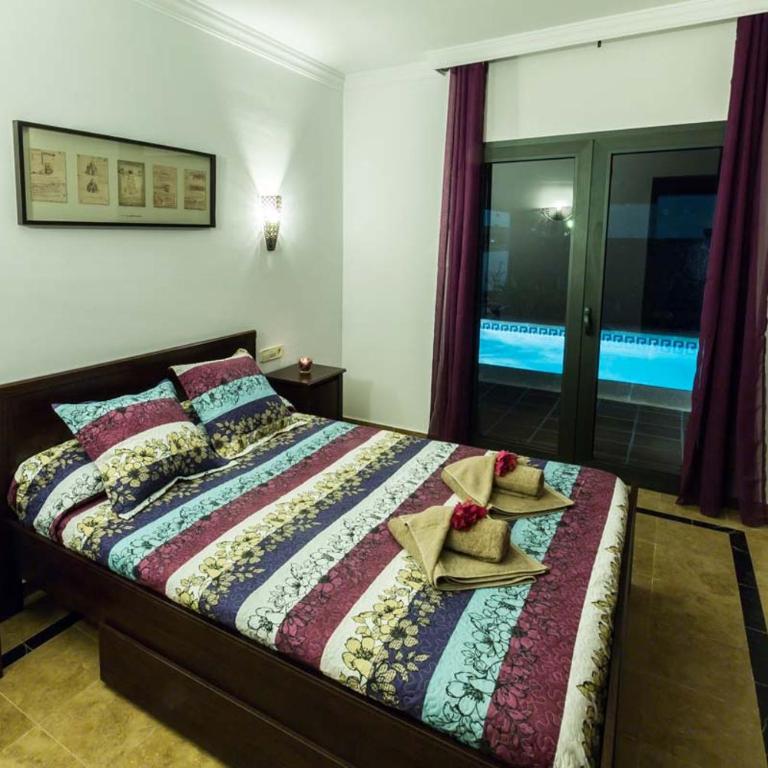 Villa el Faro - Villa with Private Pool - 25