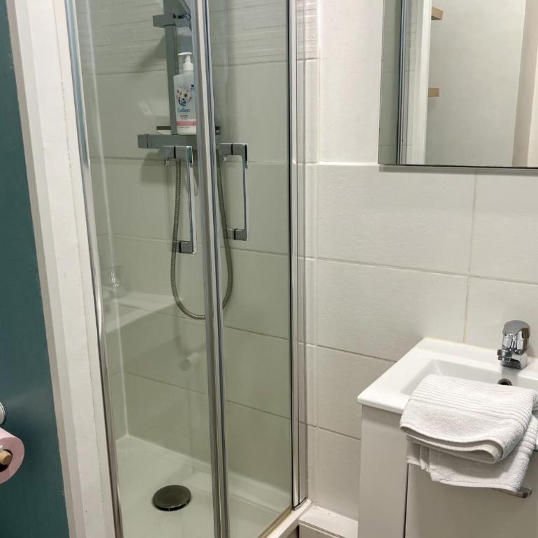 L'escapade Sweet home - vue sur Mer et Dragon de Calais - One-Bedroom Apartment - 13