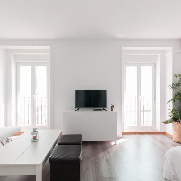 Casa blanca con mucha energía - Studio - 1