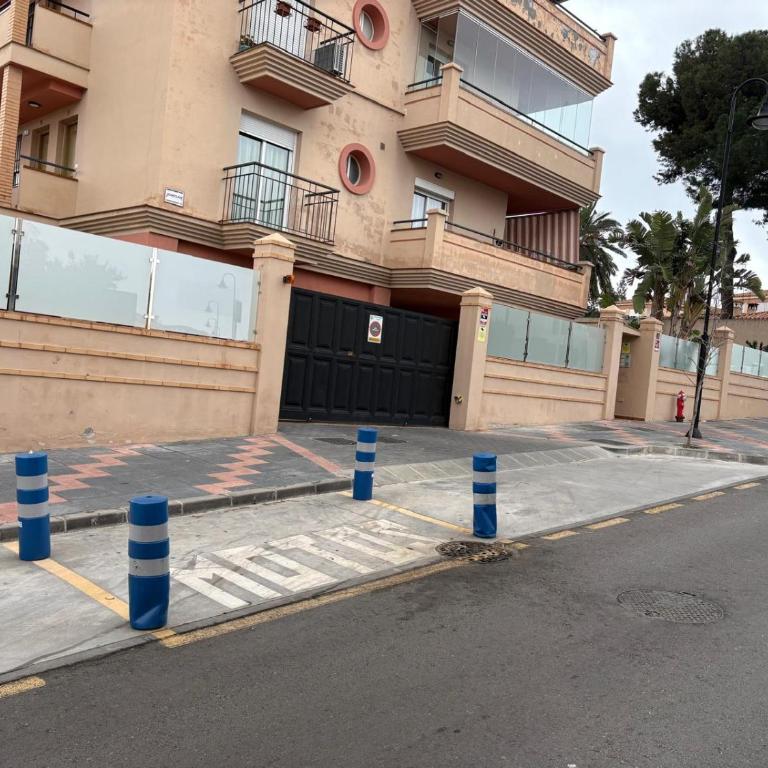 Apartamento nuevo con parking y piscina gratis - One-Bedroom Apartment - 47