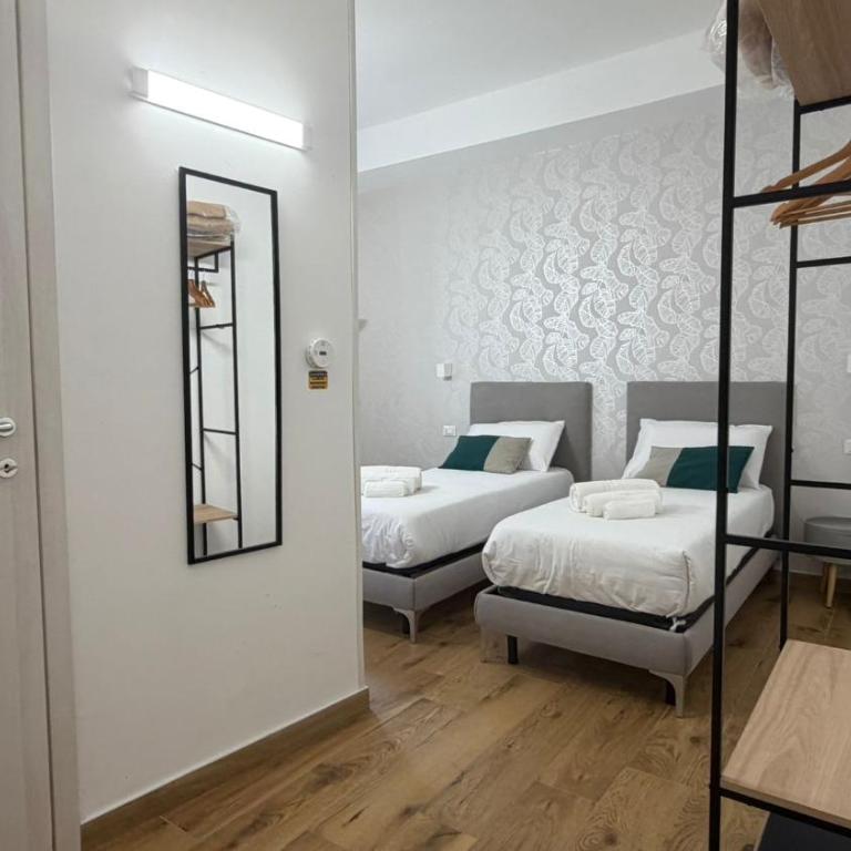 Cinquantotto Cozy Rooms - Twin Room with Private Bathroom - 1