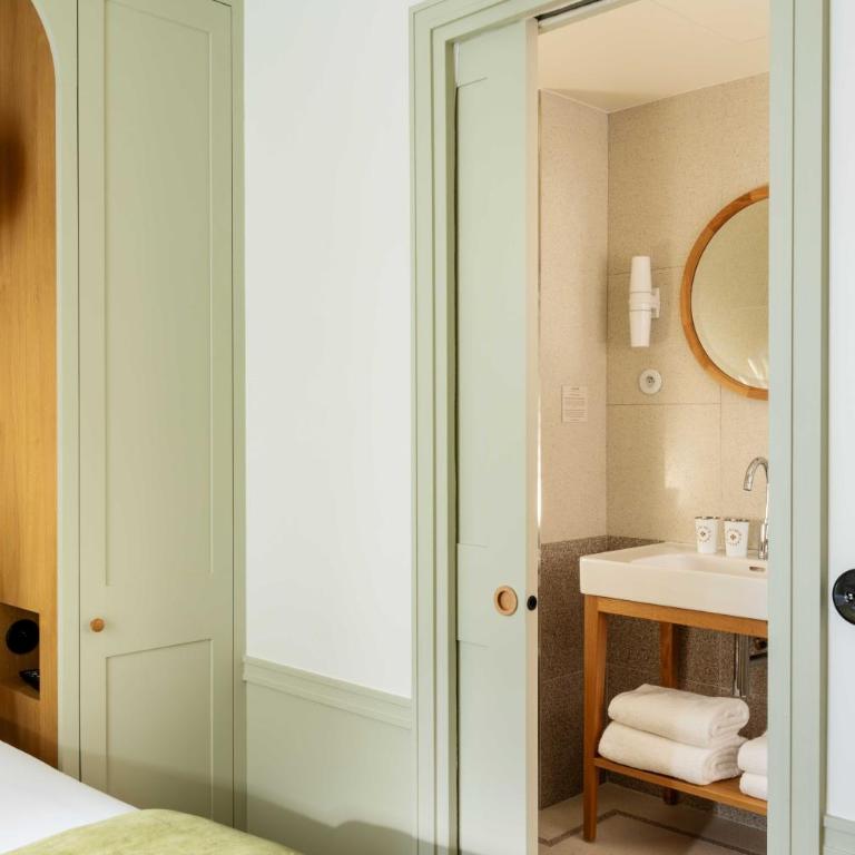 Hôtel Casimir - Chambre Tradition - 4