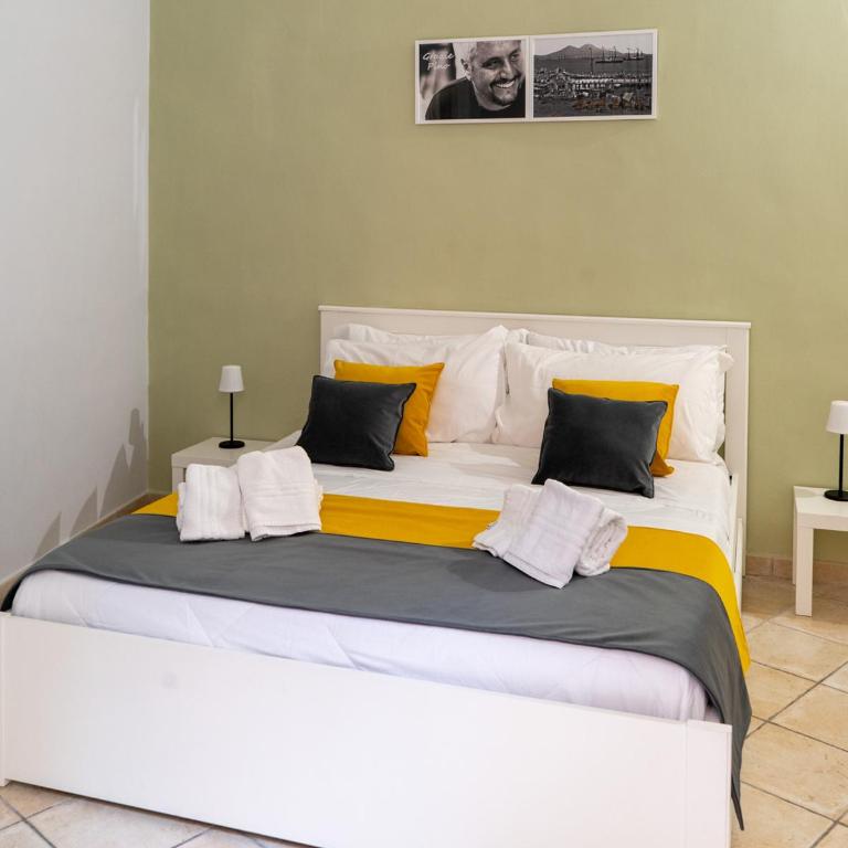 Scugnizzo Apartment Luxury Home - Two-Bedroom House - 20