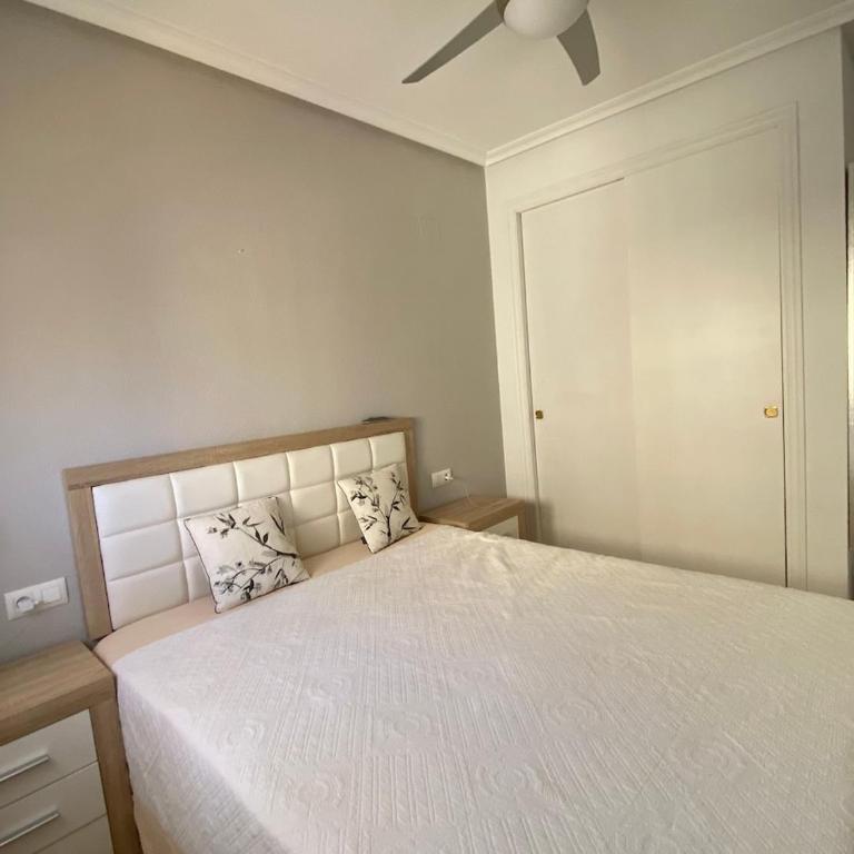 Sun and beach - Two-Bedroom Apartment - 3
