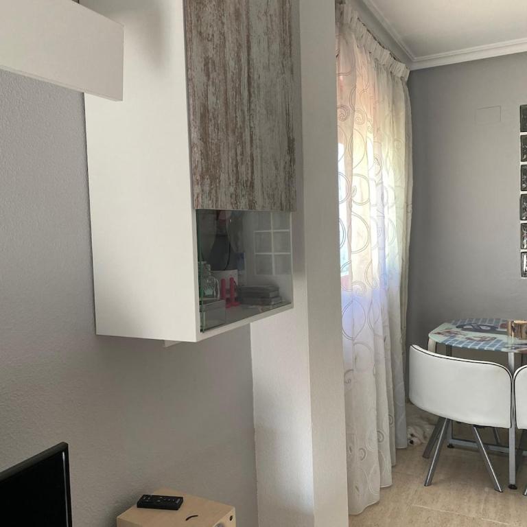 Sun and beach - Two-Bedroom Apartment - 12