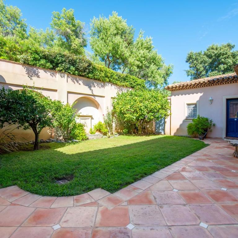 Villa 16 pers climatisée vue mer Saint-Tropez, piscine, proche Golf Tennis Padel - Villa con Piscina Privata - 15
