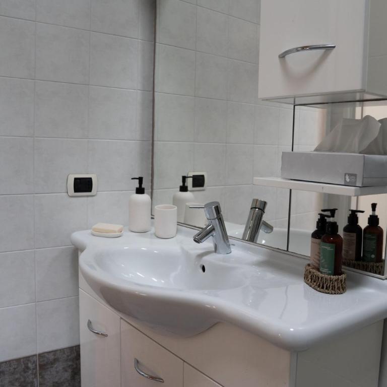 GuestHost - Byron Suite in Ravenna Historic Center - Appartamento con 1 Camera da Letto - 27