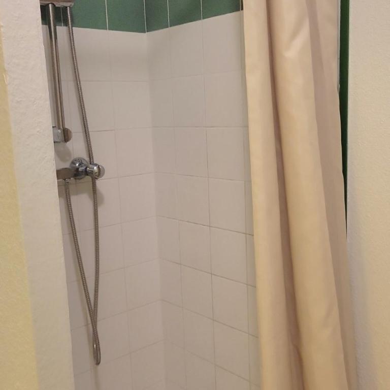 Cozy and quiet studio near Grenoble city center - Studio - Vue sur Montagne - 12