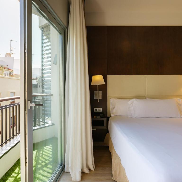 Hotel Taburiente S.C.Tenerife - Habitación Doble Deluxe con balcón - 1