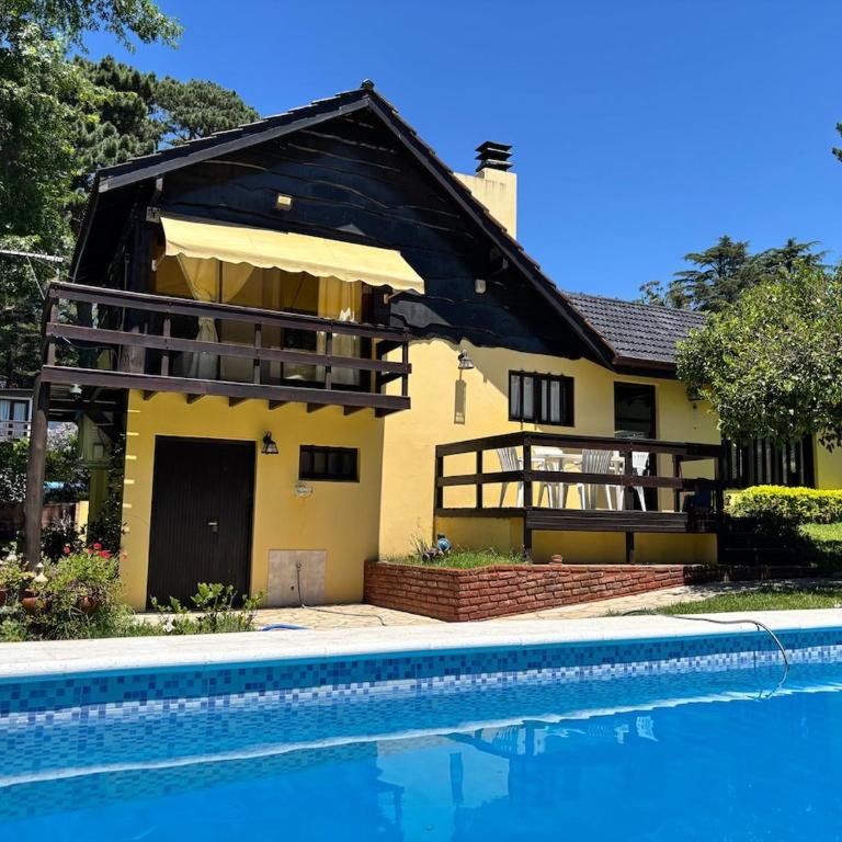 Casa con Pileta & Parque Gigante en la Naturaleza - Casa con 1 dormitorio - 3