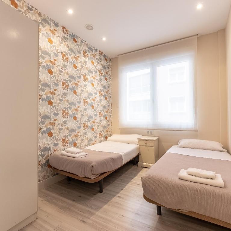 Bilbao Volantin II with jacuzzi by Aston Rentals - Three-Bedroom Apartment - 20