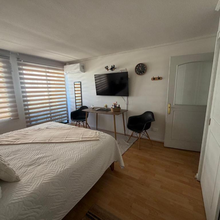 Depto Estudio Las Condes 2 personas - Studio Apartment with Queen Bed - 3